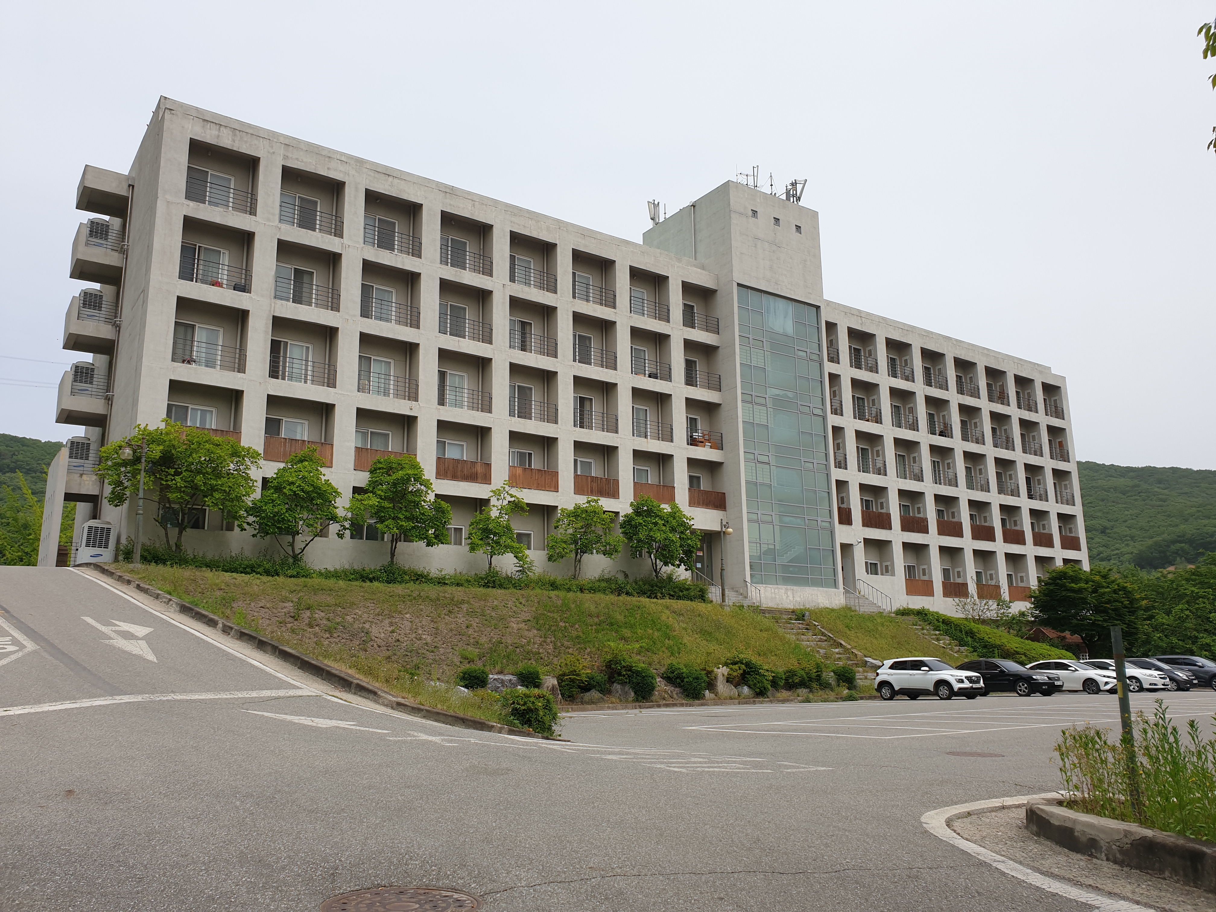 cs대학교 제3생활관.jpg