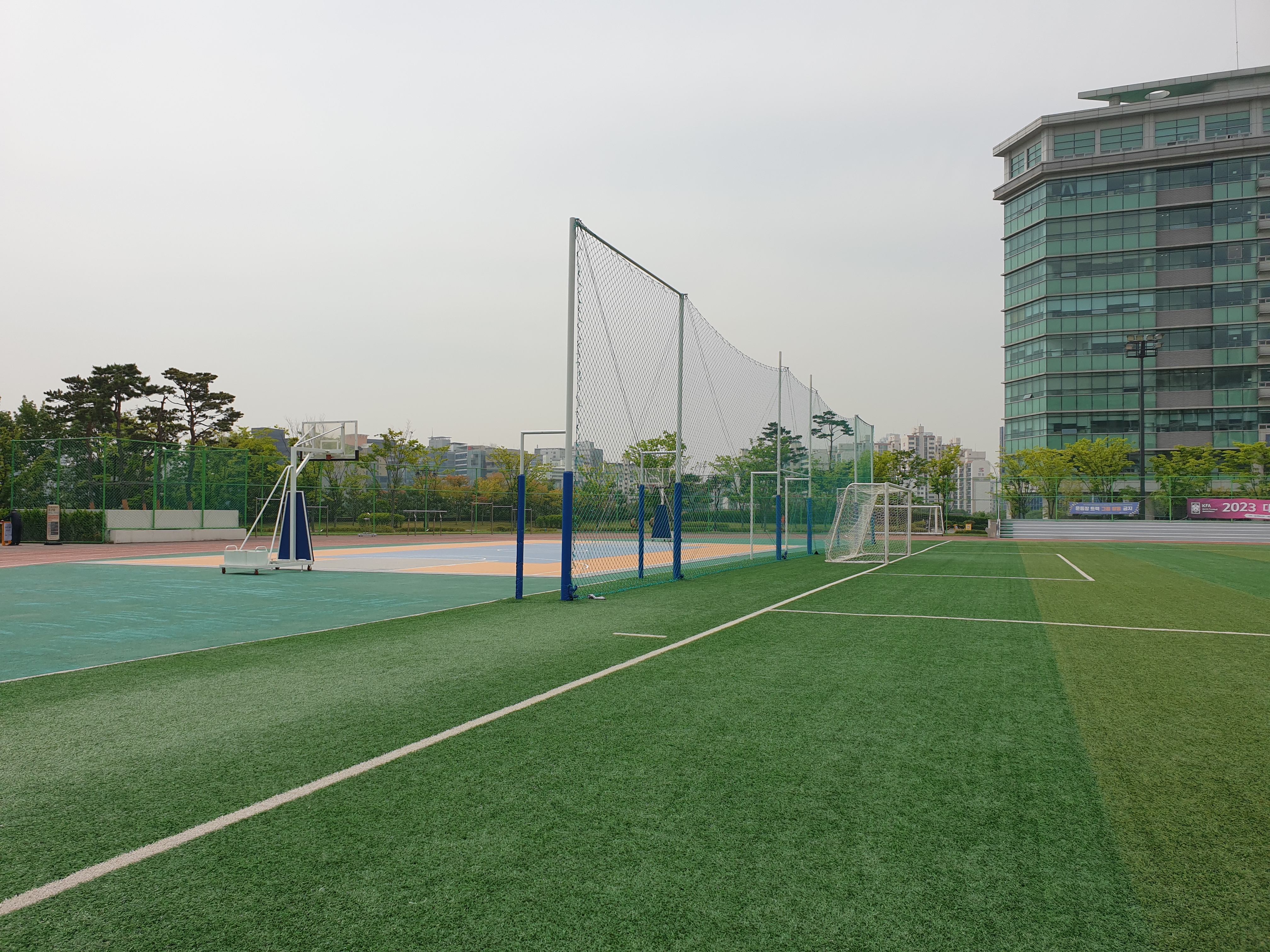 hy대학교 대운동장지하주차장.jpg