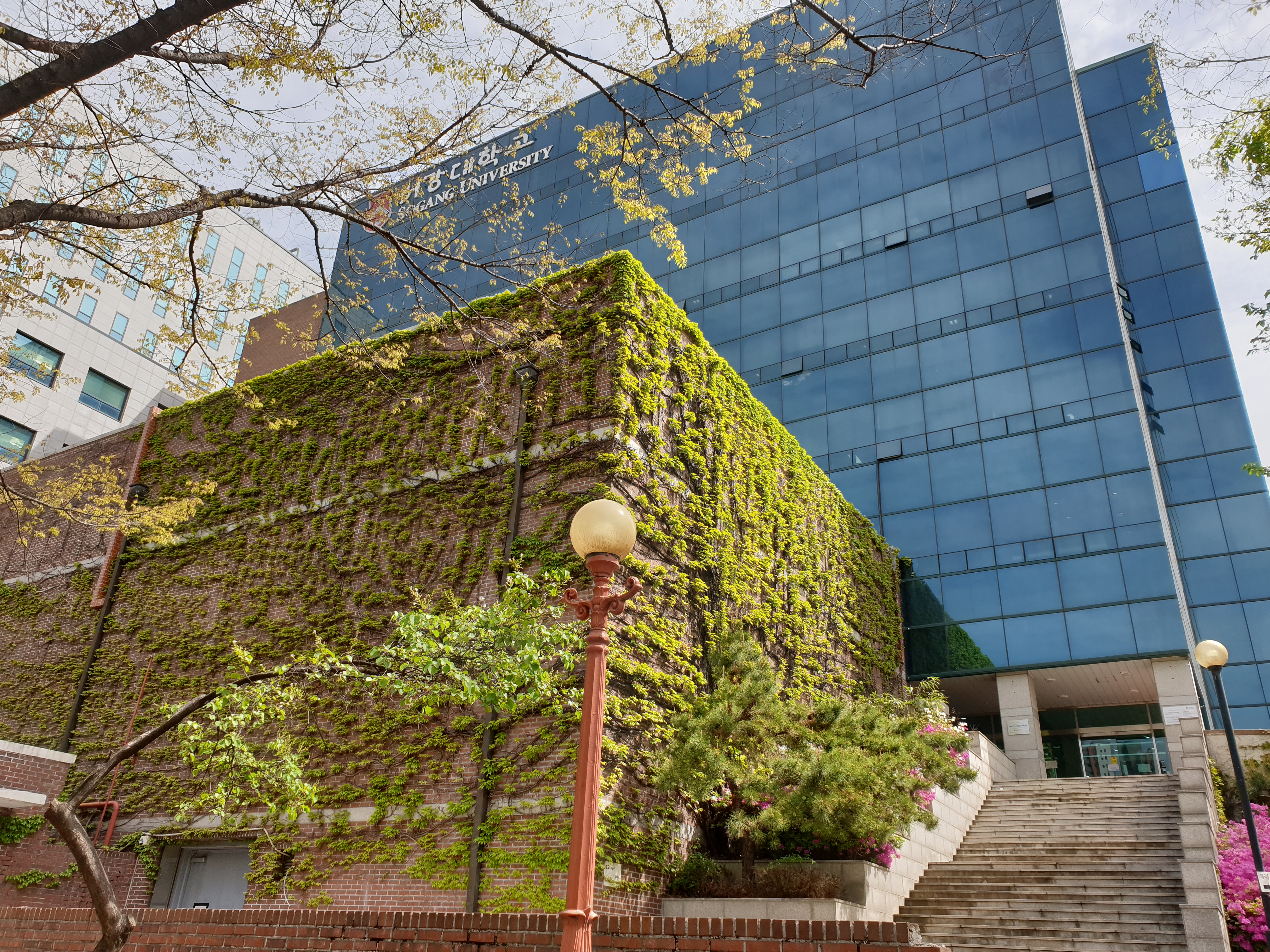 sg대학교 삼성가브리엘관.jpg