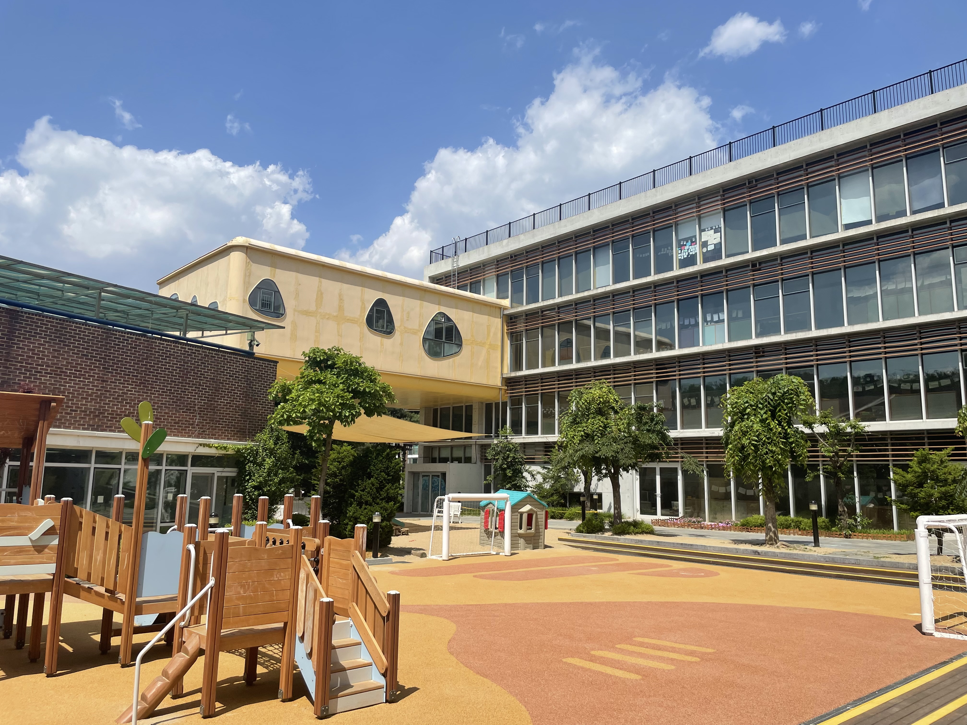 s대학교 느티나무어린이집.JPG