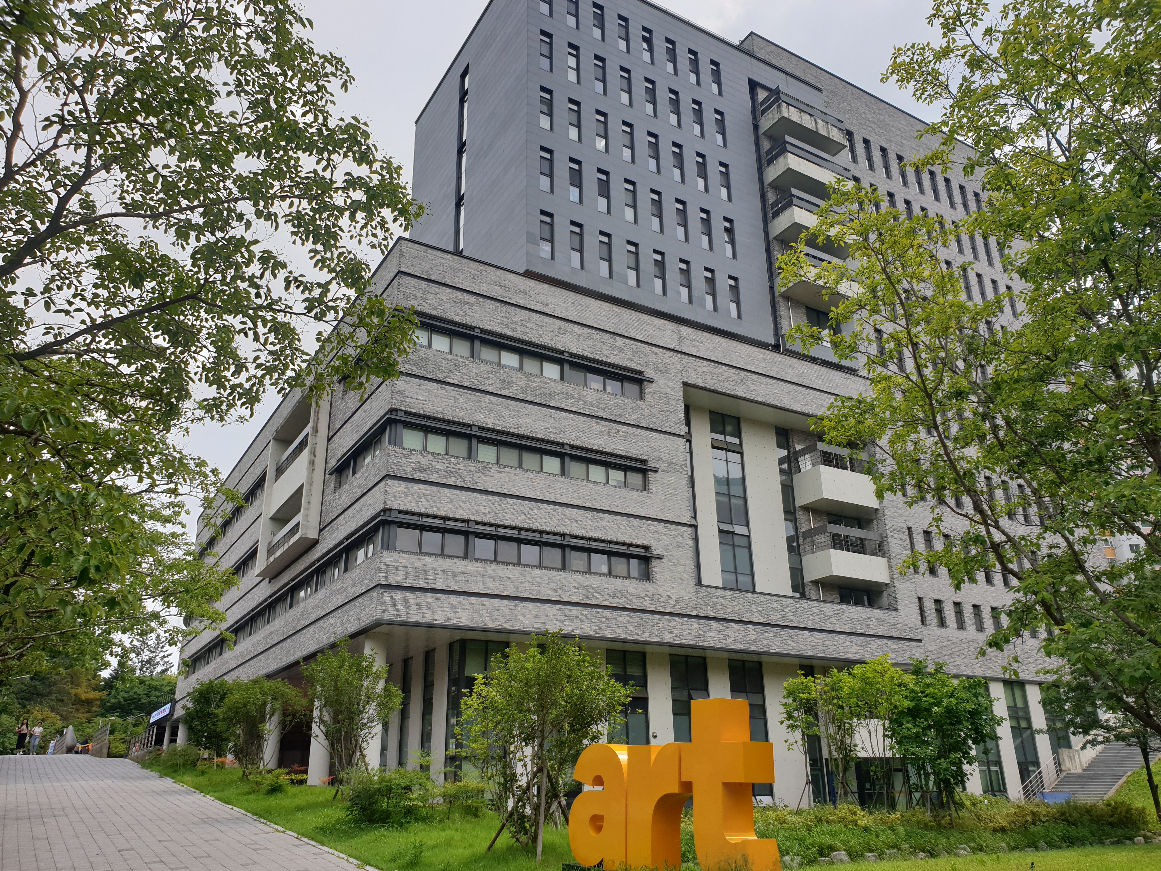 j대학교 교육융합센터.jpg