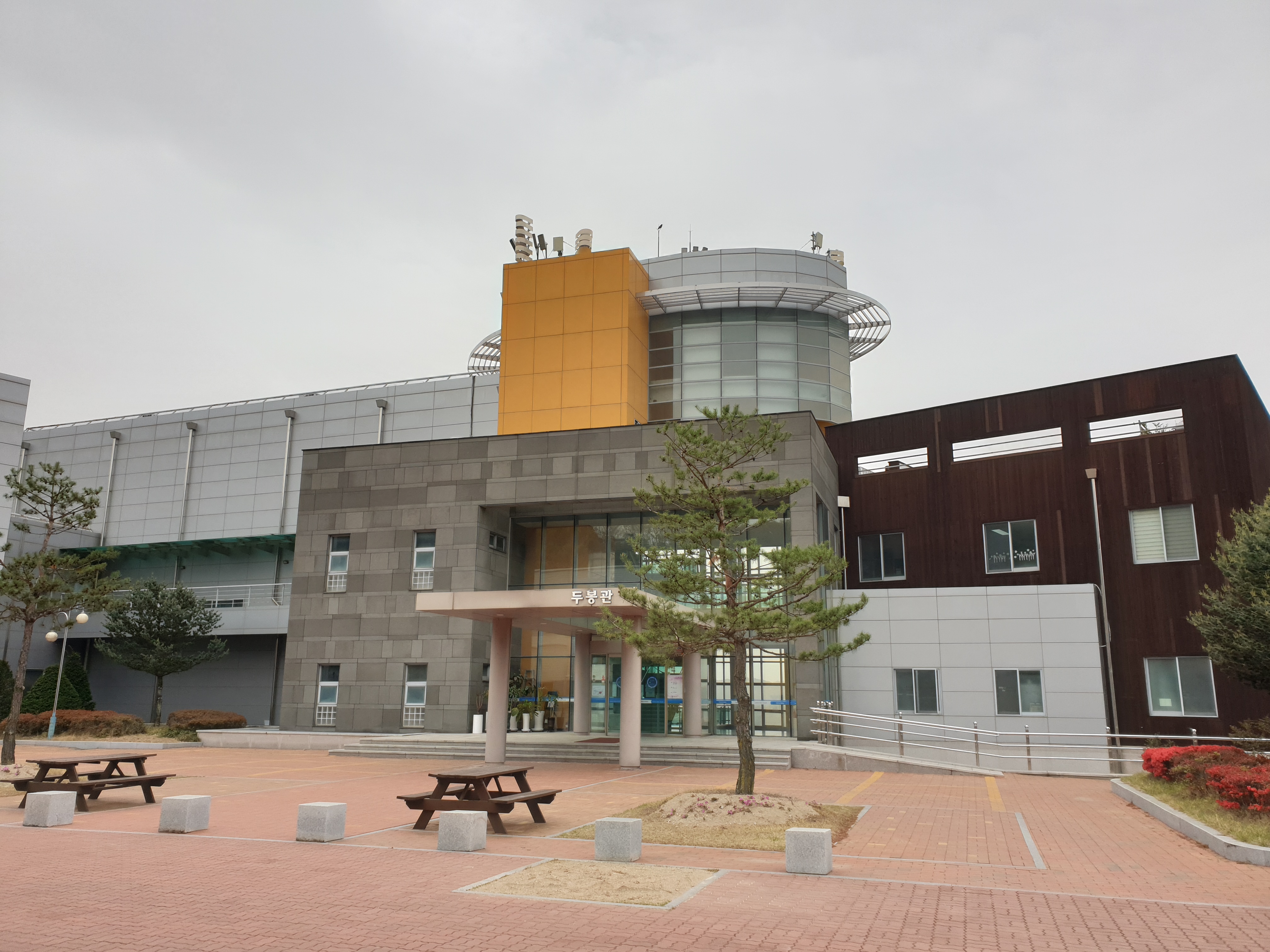 csj대학교 두봉관.jpg